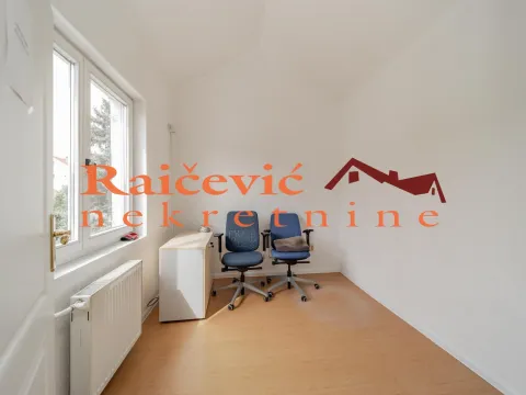 Sale, four bedroom apartment, 176m², Autokomanda, Voždovac Sve Podlokacije - image 4