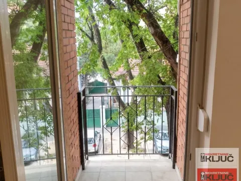Izdavanje, garsonjera, 26m², Bulevar Oslobodjenja, Novi Sad Sve Podlokacije - image 6