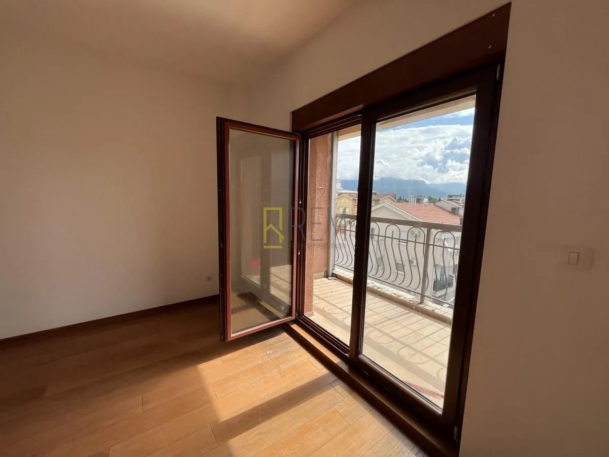 Prodaja, garsonjera, 36m², Momišići, Podgorica