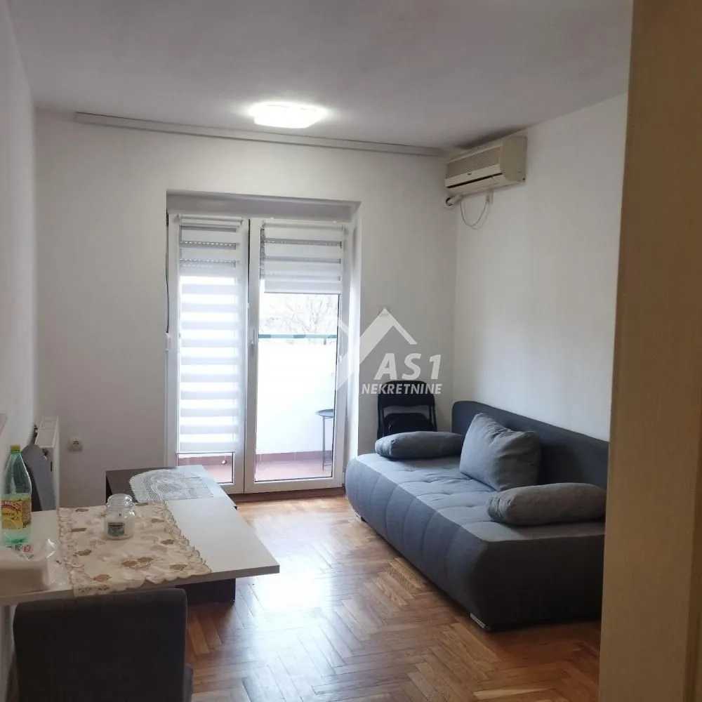 Rent, apartment, 27m², Adamovićevo Naselje, Novi Sad Sve Podlokacije