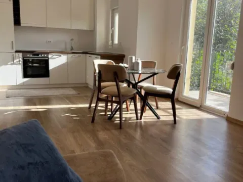 Prodaja, jednosoban stan, 71m², Bečići, Budva