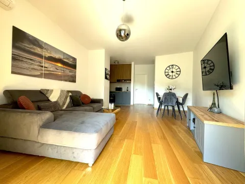 Izdavanje, jednosoban stan, 50m², Bečići, Budva - image 3