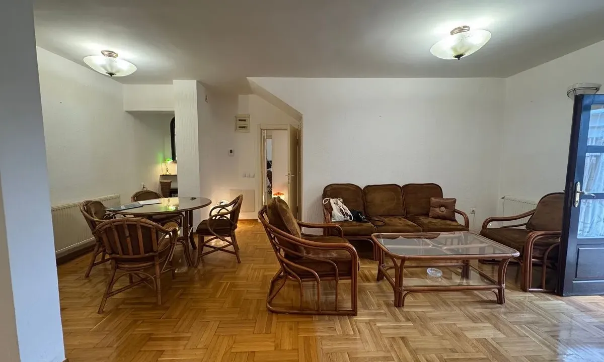 Rent, office space, 94m², Dedinje Sve Podlokacije, Beograd