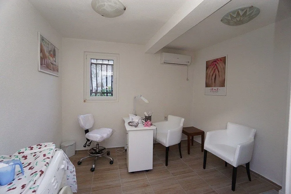 Prodaja, kuća, 192m², Škaljari, Kotor