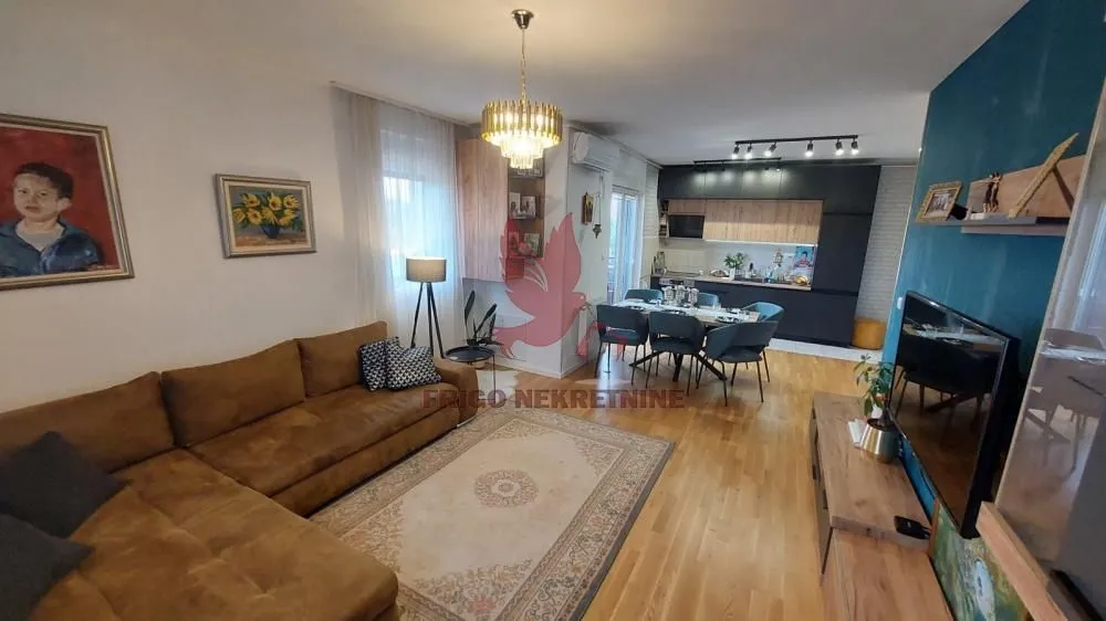 Sale, three bedroom apartment, 67m², Centar Sve Podlokacije, Beograd