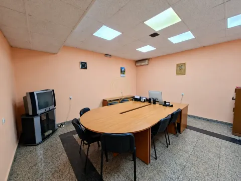 Rent, office space, 170m², Savski Venac, Beograd - image 6