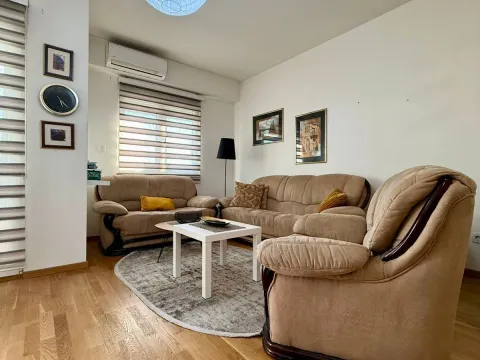 Rent, one bedroom apartment, 50m², Pobrežje, Podgorica - image 3