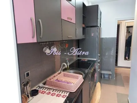 Rent, three bedroom apartment, 75m², Vračar Sve Podlokacije, Beograd - image 8