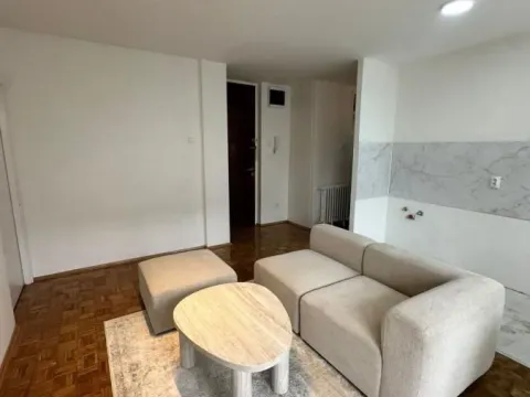 Prodaja, trosoban stan, 50m², Liman 4, Novi Sad Sve Podlokacije - image 4