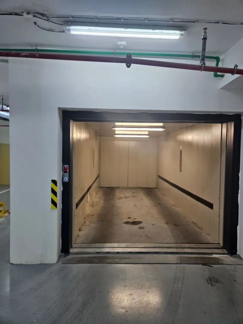 Rent, parking/garage, 11m², Stari Grad, Beograd