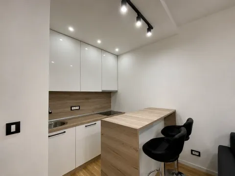 Prodaja, jednosoban stan, 36m², Blok 9, Podgorica - image 4