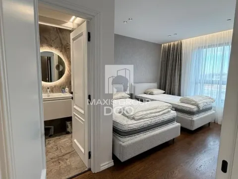 Rent, three bedroom apartment, 90m², Savski Venac, Beograd - image 5