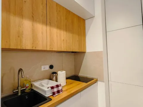 Izdavanje, jednosoban stan, 42m², Budva, Crna Gora - image 6