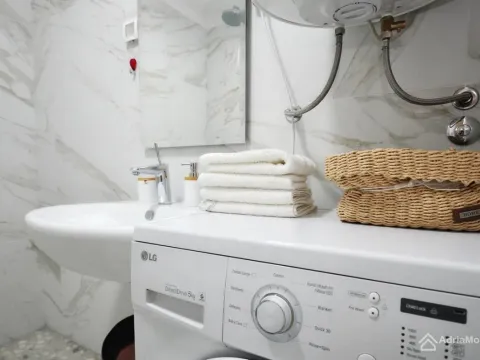 Sale, one bedroom apartment, 52m², Dobrota, Kotor - image 13