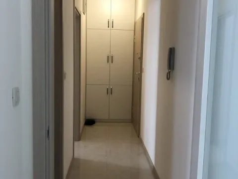 Prodaja, jednosoban stan, 54m², City Kvart, Podgorica - image 8