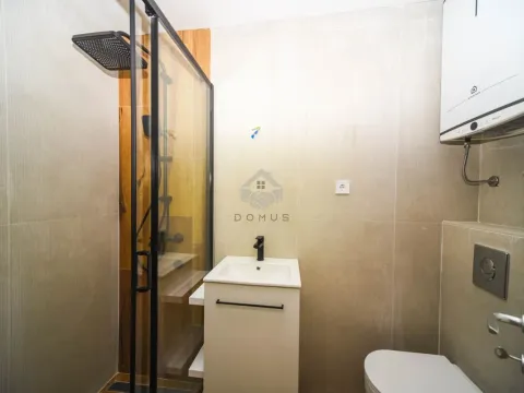 Sale, one bedroom apartment, 37m², Blok 5, Podgorica - image 6