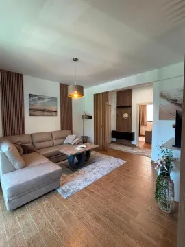 Rent, two bedroom apartment, 63m², Bečići, Budva - image 2