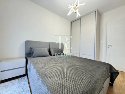 Izdavanje, jednosoban stan, 50m², Central Point, Podgorica - image 9