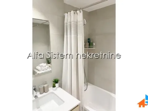Rent, two bedroom apartment, 56m², Savski Venac, Beograd - image 18