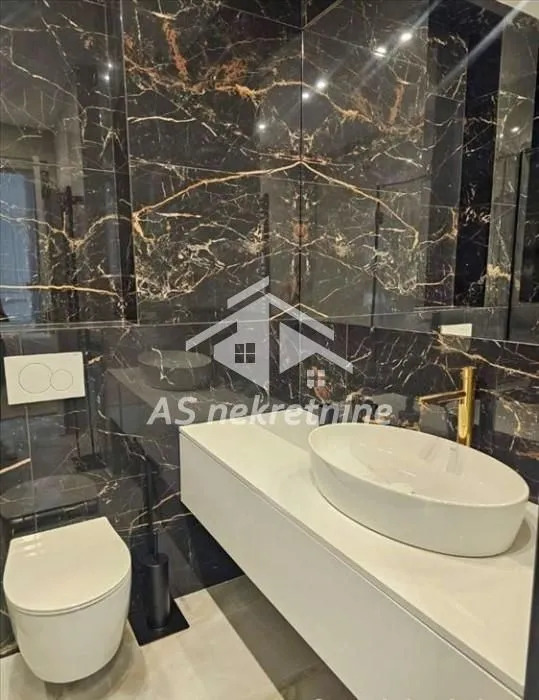 Rent, three bedroom apartment, 107m², Tašmajdan, Palilula Sve Podlokacije
