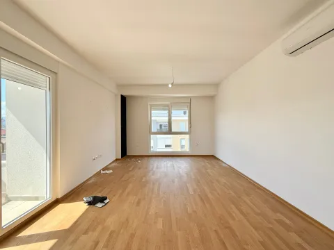Sale, two bedroom apartment, 71m², Zabjelo, Podgorica - image 1