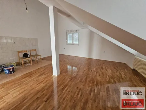 Prodaja, jednosoban stan, 37m², Detelinara, Novi Sad Sve Podlokacije - image 3