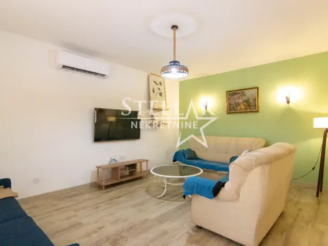 Izdavanje, kuća, 119m², Beri, Podgorica - image 1