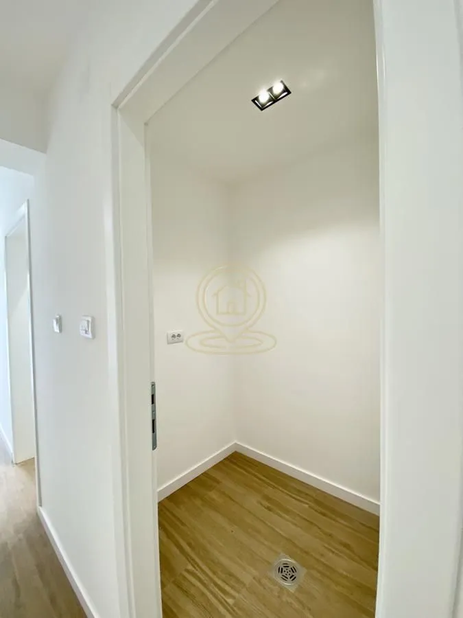 Prodaja, trosoban stan, 64m², Medijana, Niš