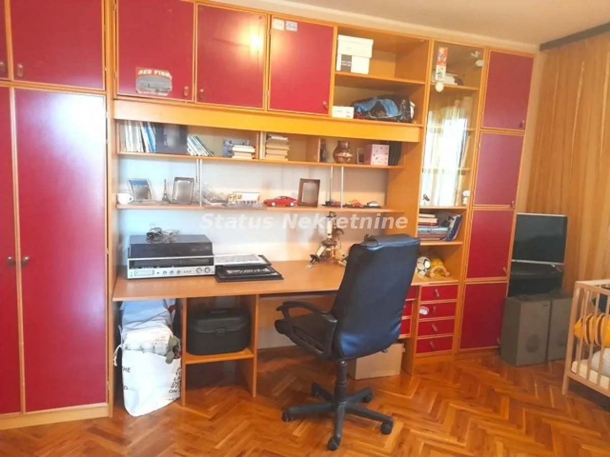Prodaja, kuća, 274m², Temerin, Novi Sad