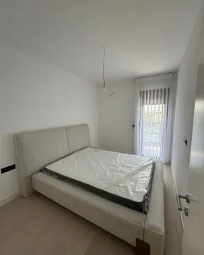 Rent, one bedroom apartment, 53m², Podgorica, Crna Gora - image 7