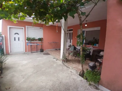 Prodaja, trosoban stan, 112m², Zelenika, Podgorica - image 8