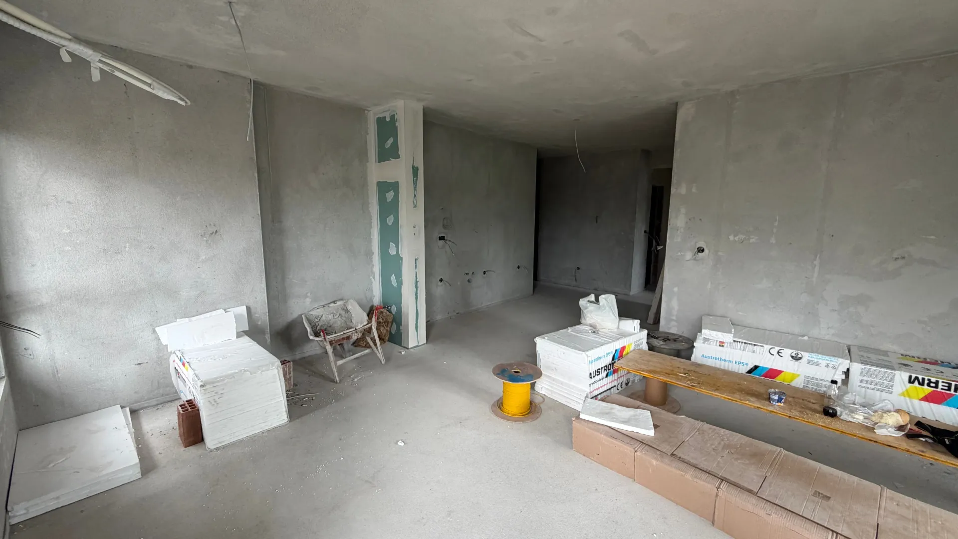 Sale, three bedroom apartment, 103m², Ilino, Bar