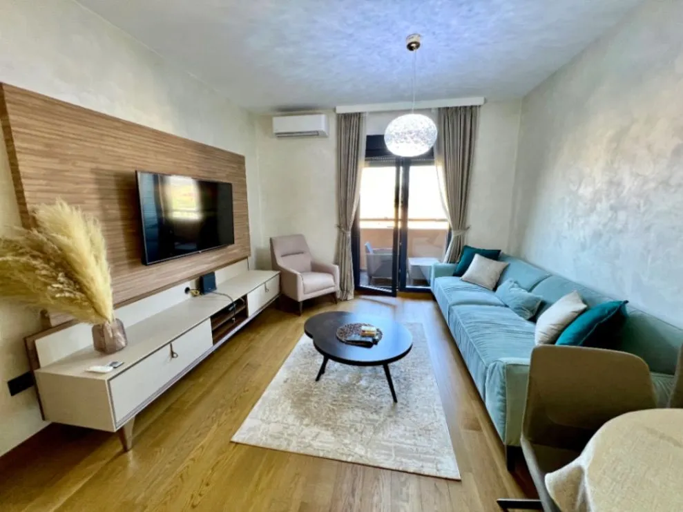 Izdavanje, jednosoban stan, 49m², Stara Varoš, Podgorica