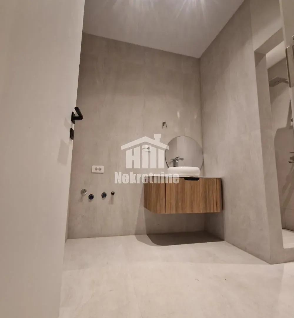 Prodaja, dvosoban stan, 44m², Zemun Sve Podlokacije, Beograd