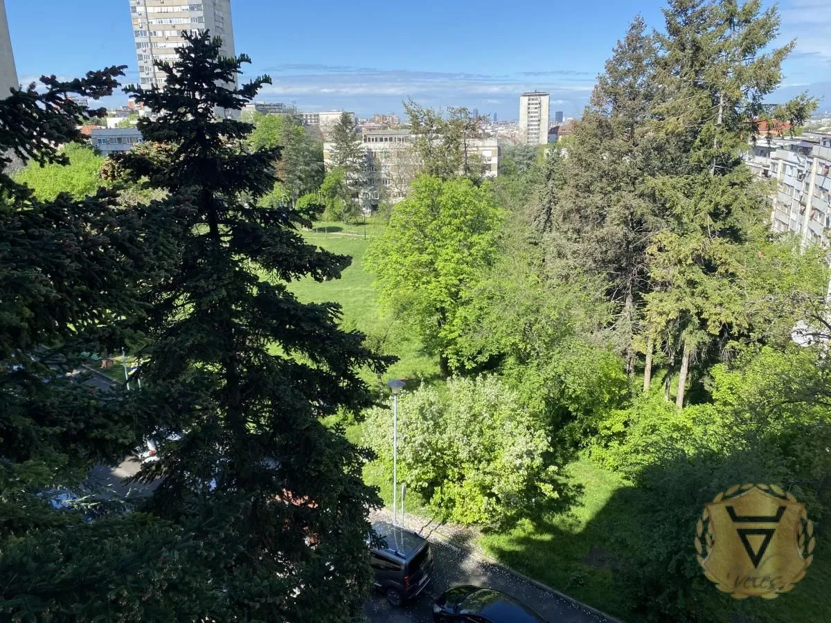 Prodaja, četvorosoban stan, 104m², Gradska Bolnica, Zvezdara Sve Podlokacije