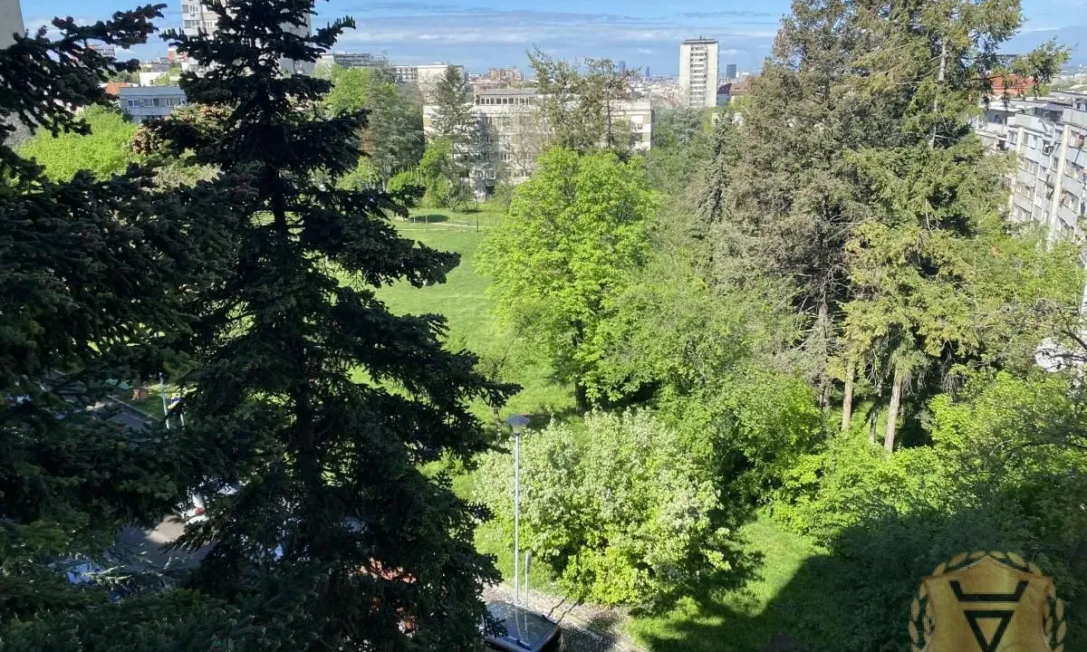 Prodaja, četvorosoban stan, 104m², Gradska Bolnica, Zvezdara Sve Podlokacije