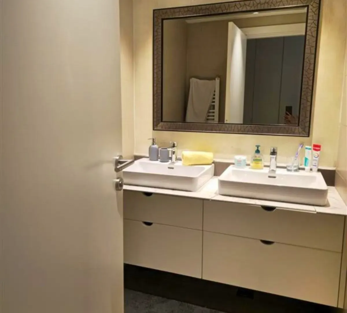 Sale, three bedroom apartment, 83m², Beograd Na Vodi, Beograd