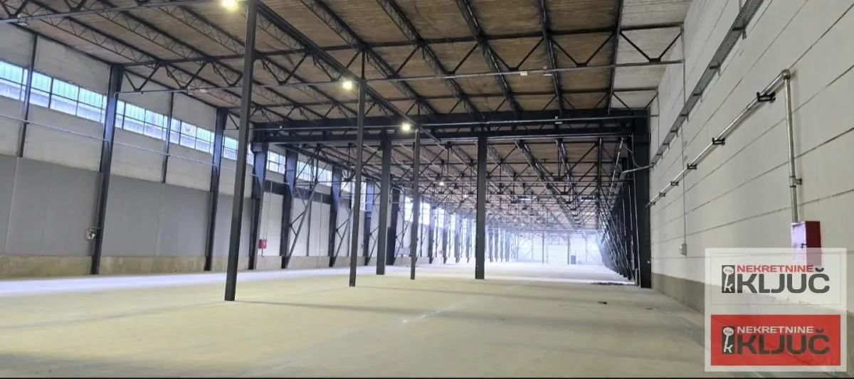 Rent, office space, 2800m², Futog, Novi Sad Sve Podlokacije