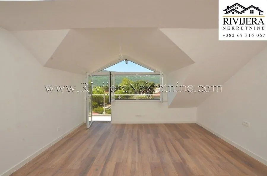 Prodaja, dvosoban stan, 96m², Đenovići, Herceg Novi