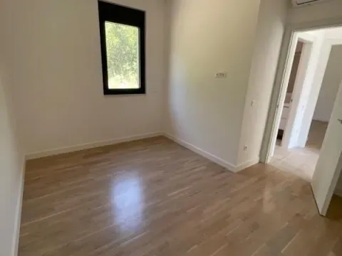 Prodaja, dvosoban stan, 76m², Dobrota, Kotor - image 4