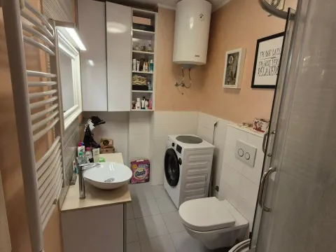 Izdavanje, dvosoban stan, 60m², Preko Morače, Podgorica - image 3