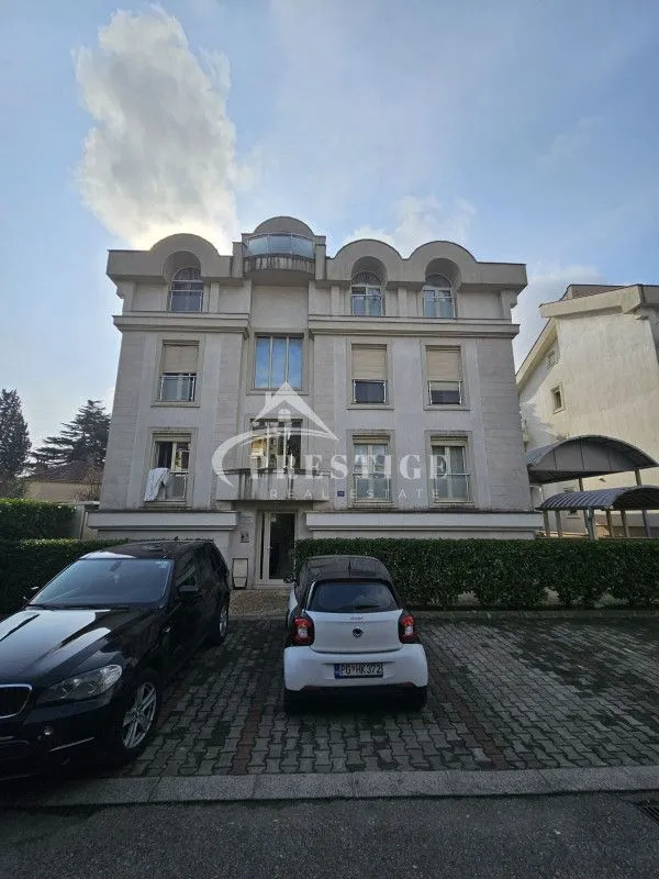 Sale, one bedroom apartment, 54m², Gorica C, Podgorica