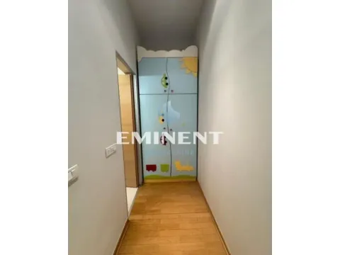 Izdavanje, trosoban stan, 125m², Vukov Spomenik, Zvezdara Sve Podlokacije - image 9