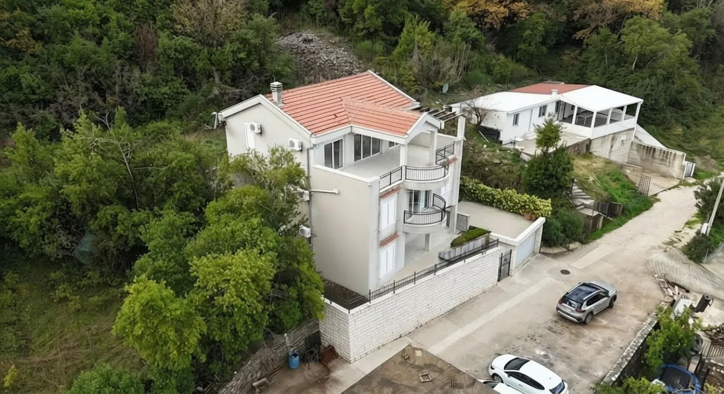 Prodaja, kuća, 330m², Muo, Kotor