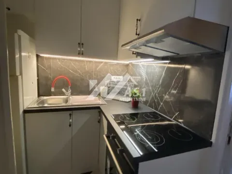 Izdavanje, dvosoban stan, 50m², Sajam, Novi Sad Sve Podlokacije - image 9