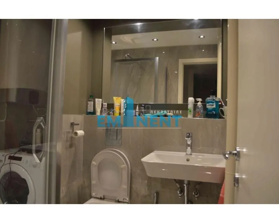 Izdavanje, dvosoban stan, 63m², Novi Beograd Sve Podlokacije, Beograd