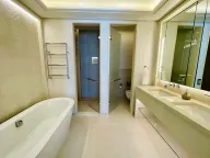 Izdavanje, dvosoban stan, 146m², Tivat, Crna Gora - image 15