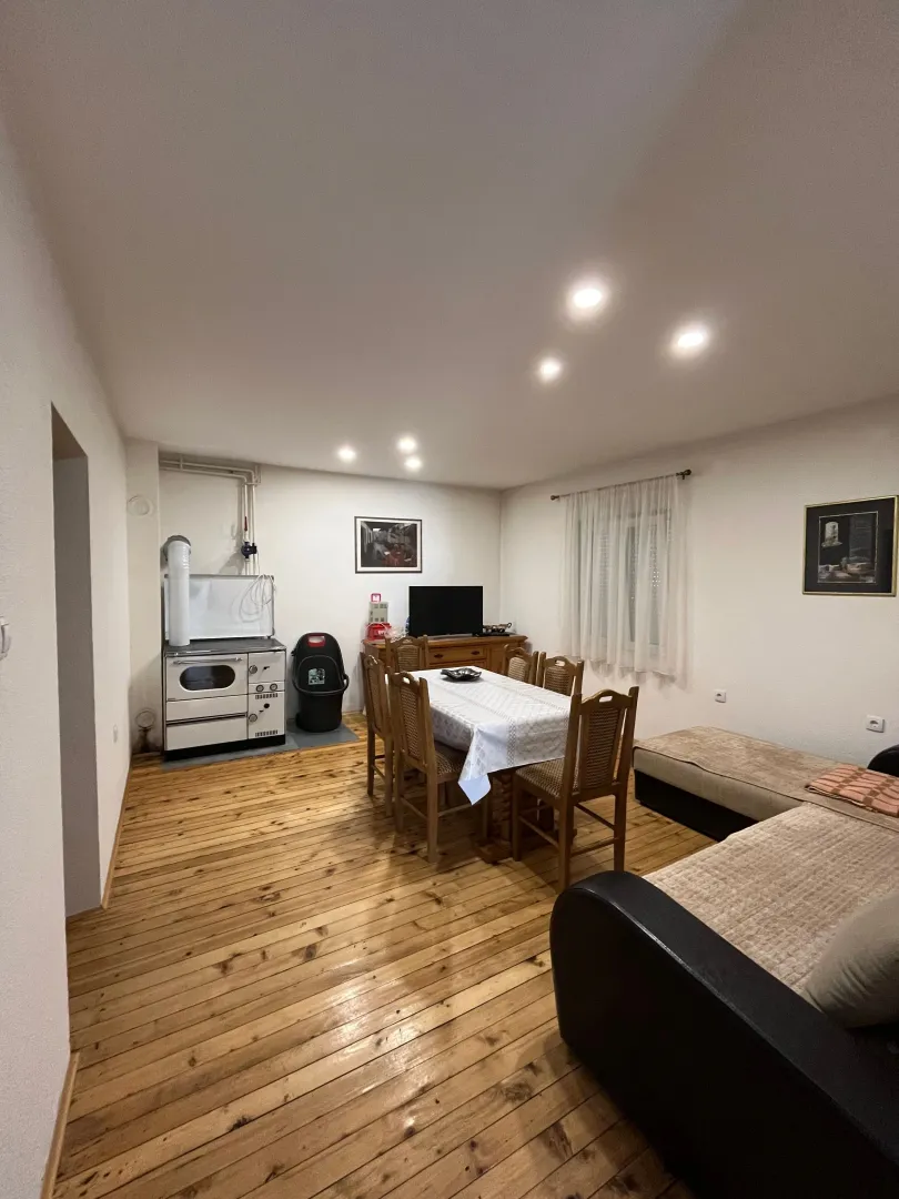 Sale, house, 140m², Centar, Žabljak