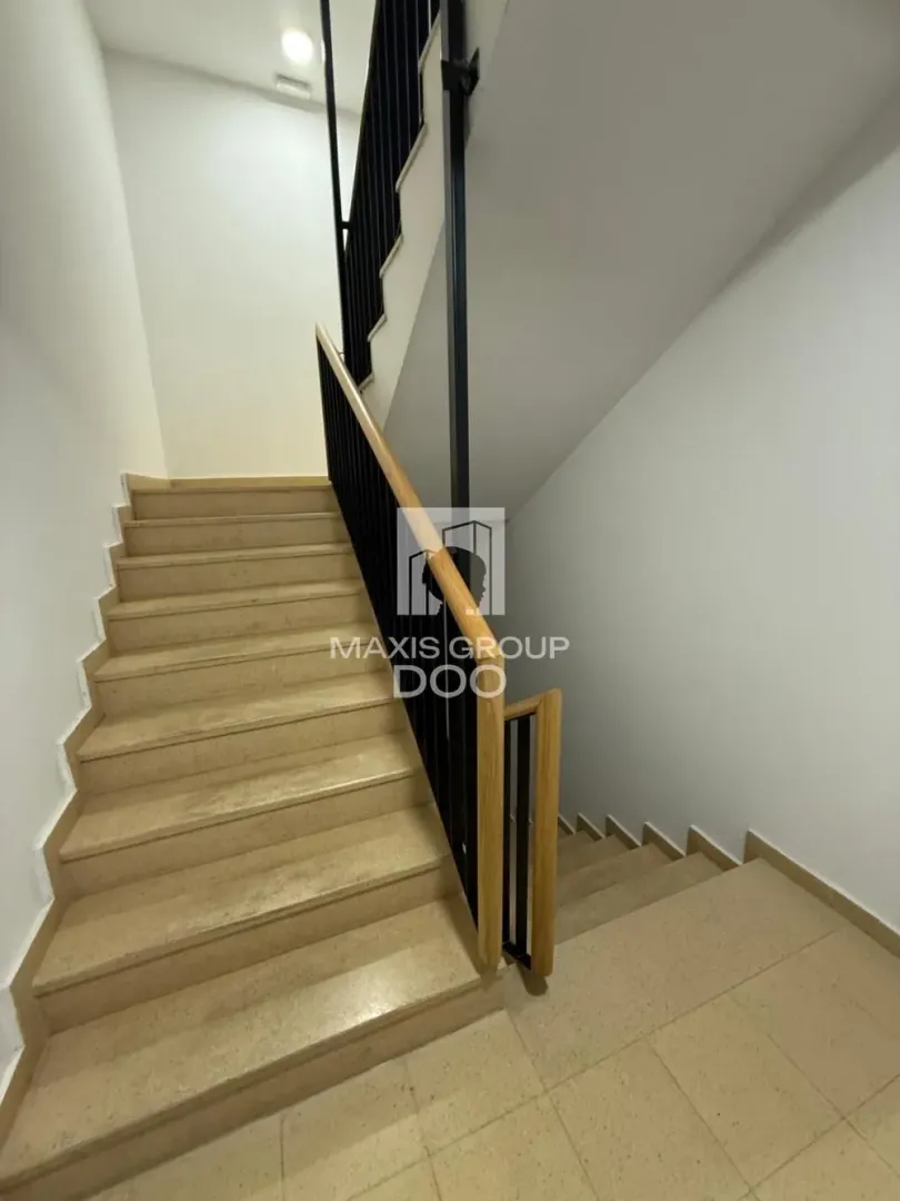 Sale, four bedroom apartment, 150m², Autokomanda, Voždovac Sve Podlokacije