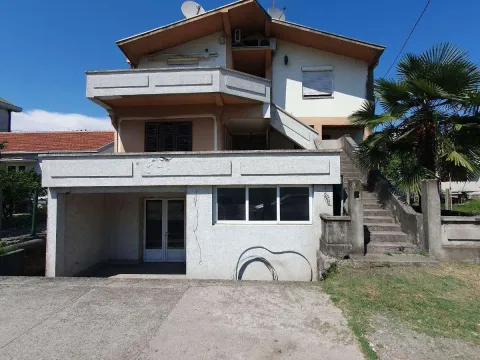 Prodaja, kuća, 266m², Podgorica, Crna Gora - image 2